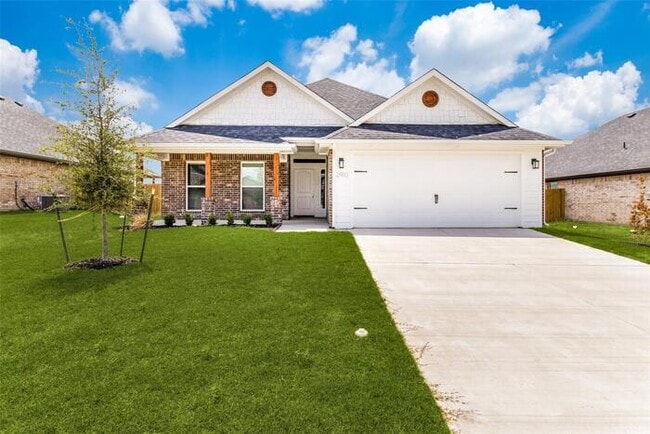 property at 2910 Orchid Dr