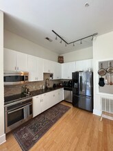 2133 Southend Dr in Charlotte, NC - Building Photo - Building Photo