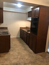 8659 Chestnut Ave in South Gate, CA - Building Photo - Building Photo