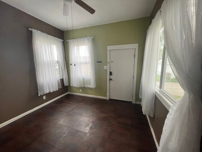 807 1st St SW in Mandan, ND - Building Photo - Building Photo