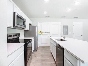 3821 SW 43rd Ct, Unit 315 in Ocala, FL - Building Photo - Building Photo