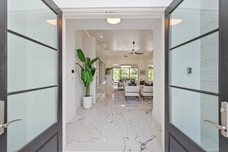 3221 Blue Cypress Ln in Wellington, FL - Building Photo - Building Photo