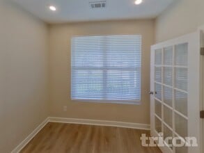 323 Disley Way in Murfreesboro, TN - Foto de edificio - Building Photo