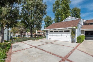 32149 Lake Meadow Ln in Westlake Village, CA - Building Photo - Building Photo