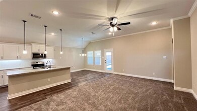 608 Hardaway Ln, Unit 2-2E in Greenville, TX - Building Photo - Building Photo