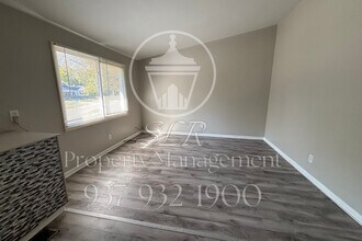 3222 Athens Ave in Dayton, OH - Building Photo - Building Photo