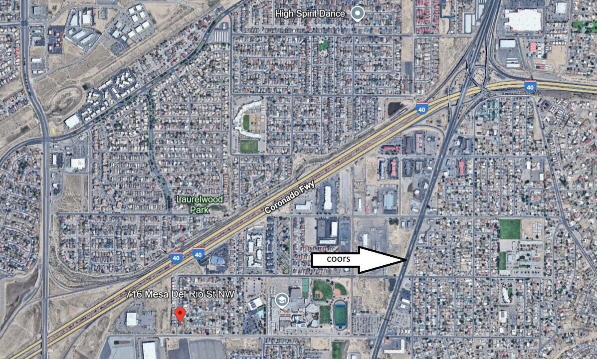 716 Mesa Del Rio St NW in Albuquerque, NM - Building Photo