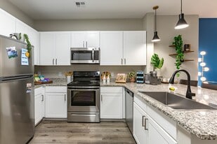 The District on 5th in Tucson, AZ - Building Photo