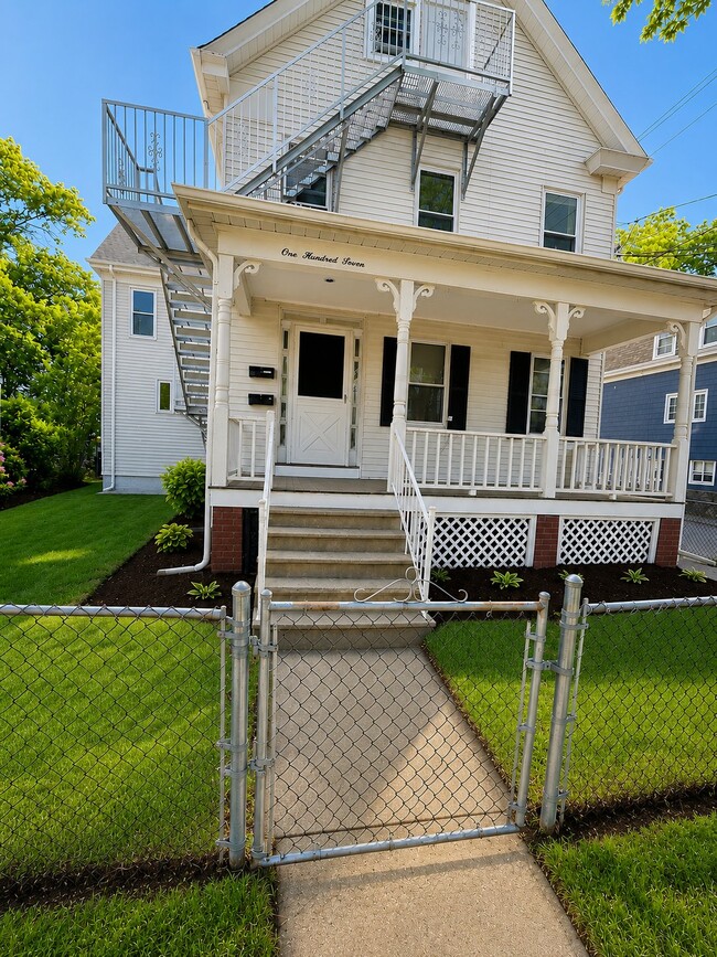 107 Franklin St, Unit 2