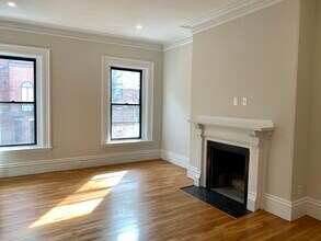 354 Marlborough St, Unit 2 in Boston, MA - Building Photo - Building Photo