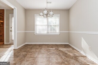 385 Windsor Walk SE in Conyers, GA - Building Photo - Building Photo