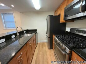 182 Sherman Rd in Boston, MA - Building Photo