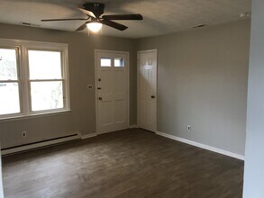 242 Cherry Ln in Frankfort, KY - Building Photo - Building Photo