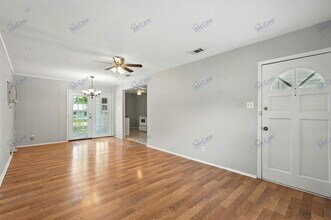 1520 Hilltop Dr in Garland, TX - Building Photo - Building Photo