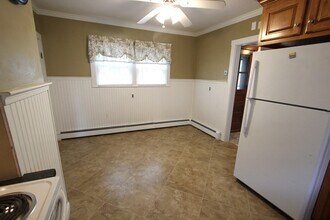 75 Wachusett St in Franklin, MA - Foto de edificio - Building Photo