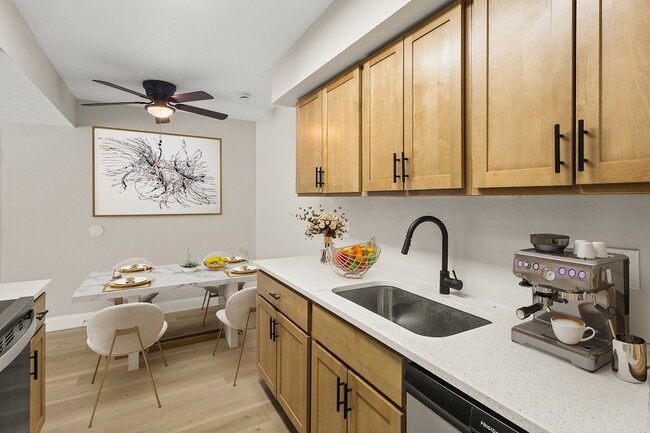 The Grove in Battle Creek, MI - Building Photo - Building Photo