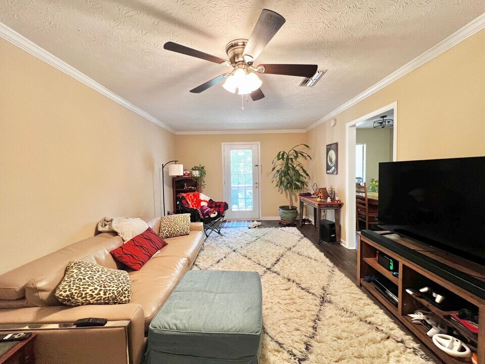 174 Talmadge St in Athens, GA - Building Photo