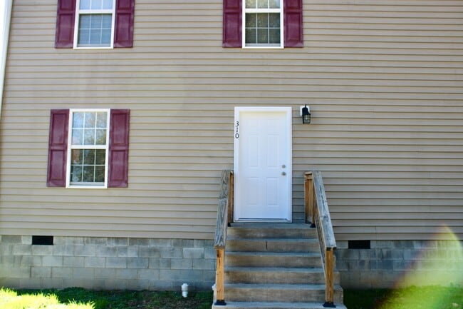 310 Chestnut Alley, Unit 310 Chestnut Alley