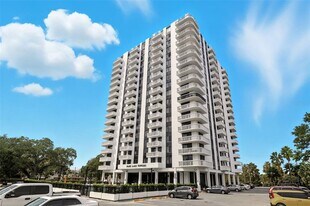400 E Colonial Dr in Orlando, FL - Building Photo