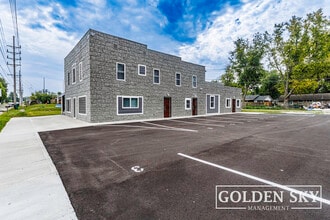 1600 S Batavia Ave in Muncie, IN - Building Photo - Building Photo