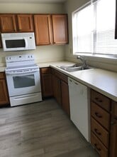 1111 Cambridge Ct in Palmyra, PA - Foto de edificio - Building Photo