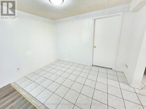20 Karen Miles Crescent in Markham, ON - Building Photo - Building Photo