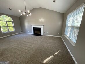 7177 Hazelwood Dr in Jonesboro, GA - Building Photo - Building Photo