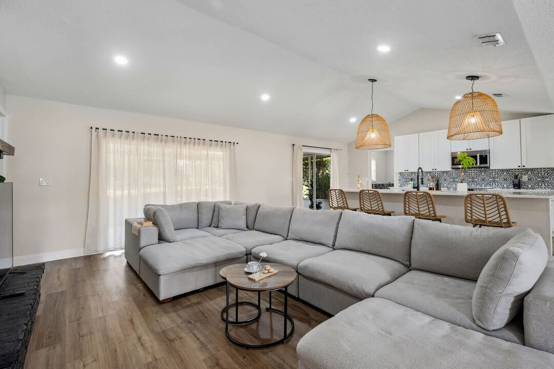 4520 Lake Gem Cir, Unit SI ID1502693P in Orlando, FL - Building Photo