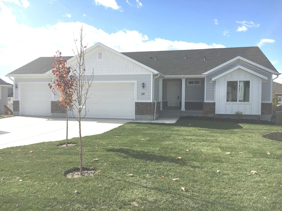 28 S Sterling Way in Vineyard, UT - Building Photo
