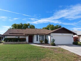 5834 Monroe Rd in Venice, FL - Building Photo