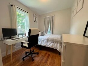 849 Cummins Hwy, Unit 1 in Boston, MA - Building Photo - Building Photo