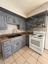 7003 E 113th St in Kansas City, MO - Building Photo - Building Photo