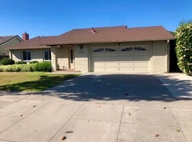 756 San Jacinto Dr in Salinas, CA - Building Photo