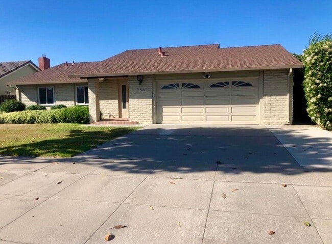 property at 756 San Jacinto Dr