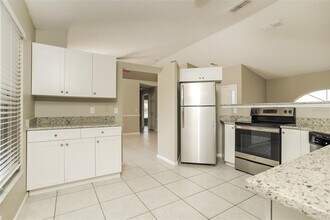 557 Oak Branch Cir in Kissimmee, FL - Building Photo - Building Photo