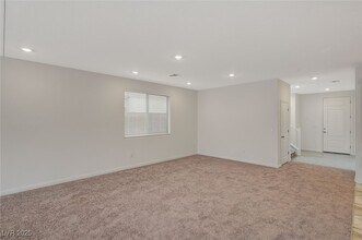 10198 Eden Mountain St in Las Vegas, NV - Building Photo - Building Photo