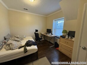 712 Shawmut Ave, Unit 2R in Boston, MA - Building Photo - Building Photo