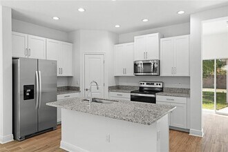930 57th Ave N in St. Petersburg, FL - Building Photo - Building Photo