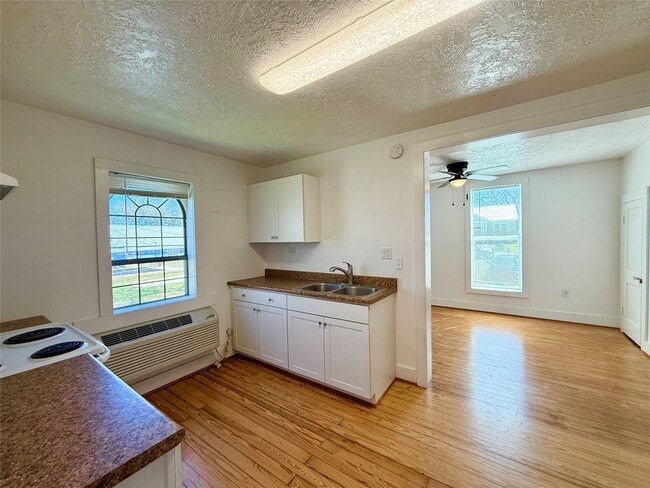 property at 232 S Tesch St