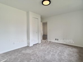 247 E Fremont St in Owatonna, MN - Building Photo - Building Photo
