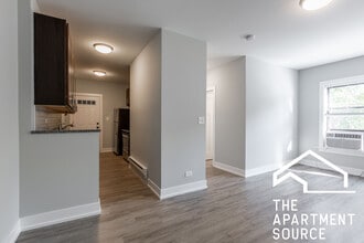 703 W Brompton Ave, Unit 11 in Chicago, IL - Building Photo - Building Photo