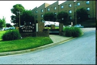 Holiday Village Apartments in Danville, VA - Building Photo - Building Photo