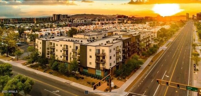 1275 E University Dr, Unit 2 in Tempe, AZ - Building Photo - Building Photo