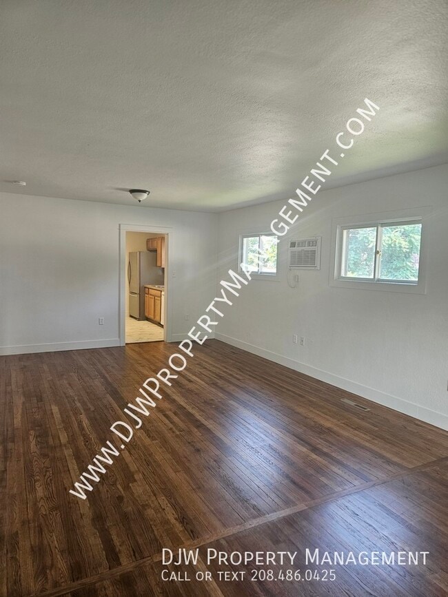 2216 Wisconsin Ave in Caldwell, ID - Building Photo - Building Photo