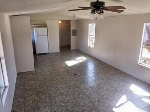 136 Bullfrog Holw in Dale, TX - Building Photo - Building Photo