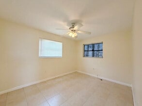 8660 NW 26th Pl in Sunrise, FL - Building Photo - Building Photo