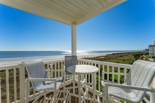 3901 S Ocean Blvd in North Myrtle Beach, SC - Foto de edificio - Building Photo