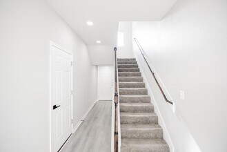 2519 Washington St in Waller, TX - Foto de edificio - Building Photo