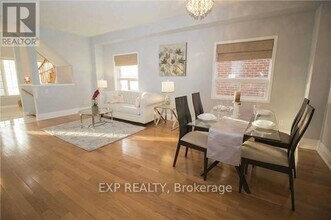 3 Trish Dr in Richmond Hill, ON - Building Photo - Building Photo