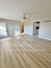 208 SW 6 St in Blue Springs, MO - Building Photo - Building Photo